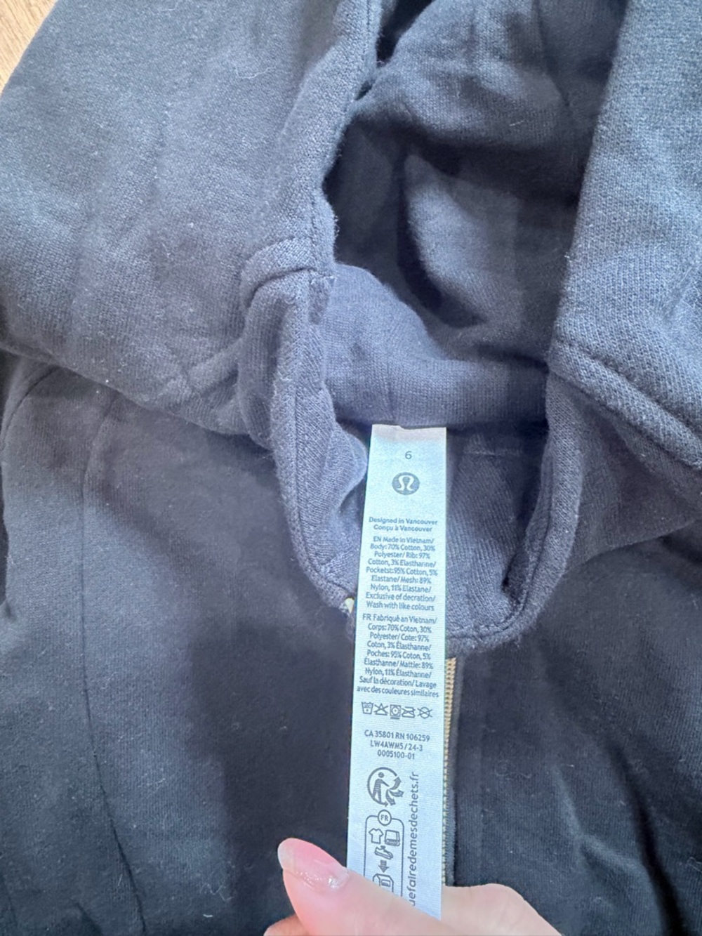 New Lululemon Scuba Full-Zip Hoodie with gold zipper without tag - Picture 4 of 13
